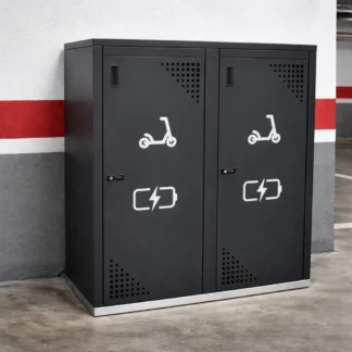 BOX cerrado para aparcamiento seguro de patinetes en interiores y exteriores